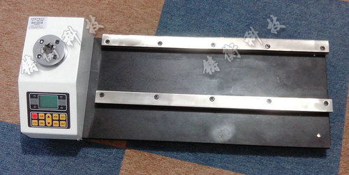 扭力扳手測(cè)量?jī)x圖片